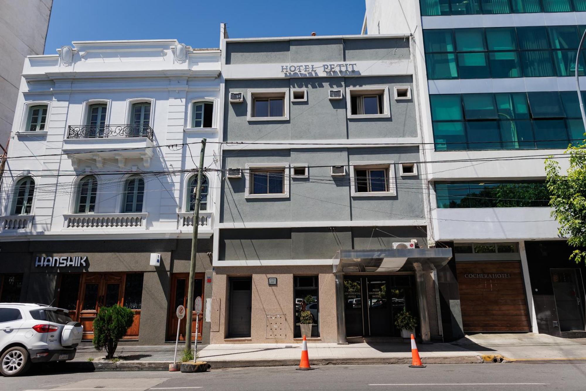 Hotel Petit Кордоба Екстериор снимка