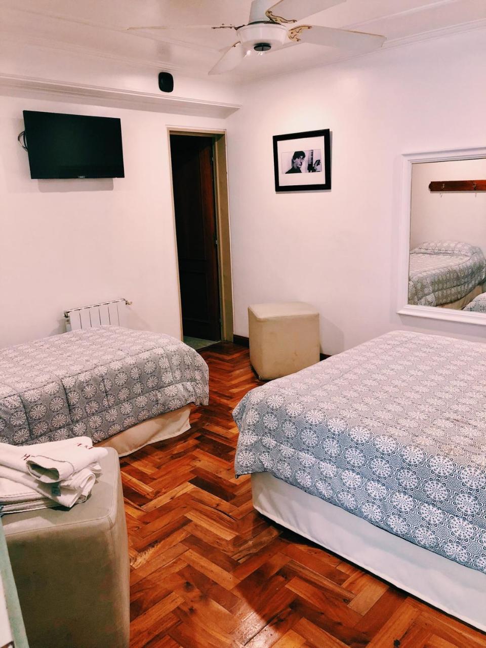 Hotel Petit Кордоба Екстериор снимка